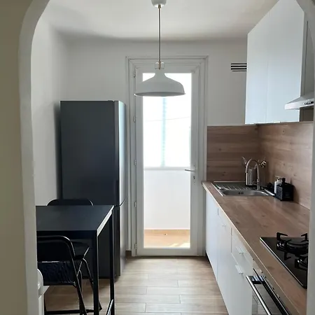 3 Pieces 600 M De La Fréjus