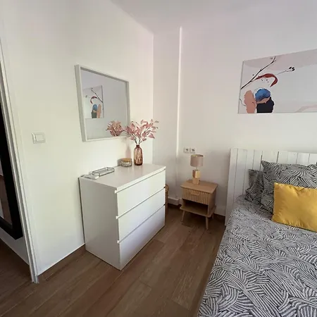 Apartment Le 3 Pieces A 600 M De La Fréjus