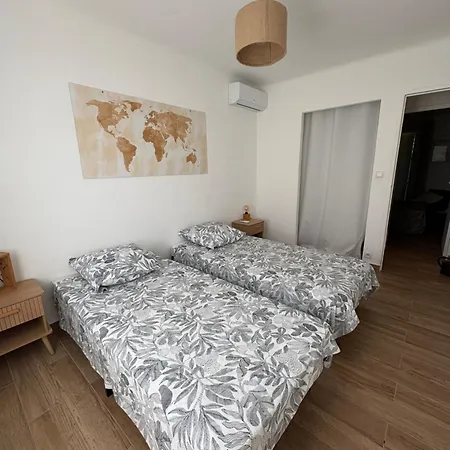 Le 3 Pièces à 600 M De La Apartamento Fréjus