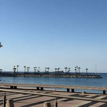 Le 3 Pieces A 600 M De La * Fréjus